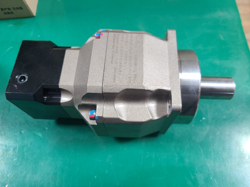 SERVO MOTOR 감속기 AF075-S1-P2(30:1)(미사용중고) 서보모타 감속기