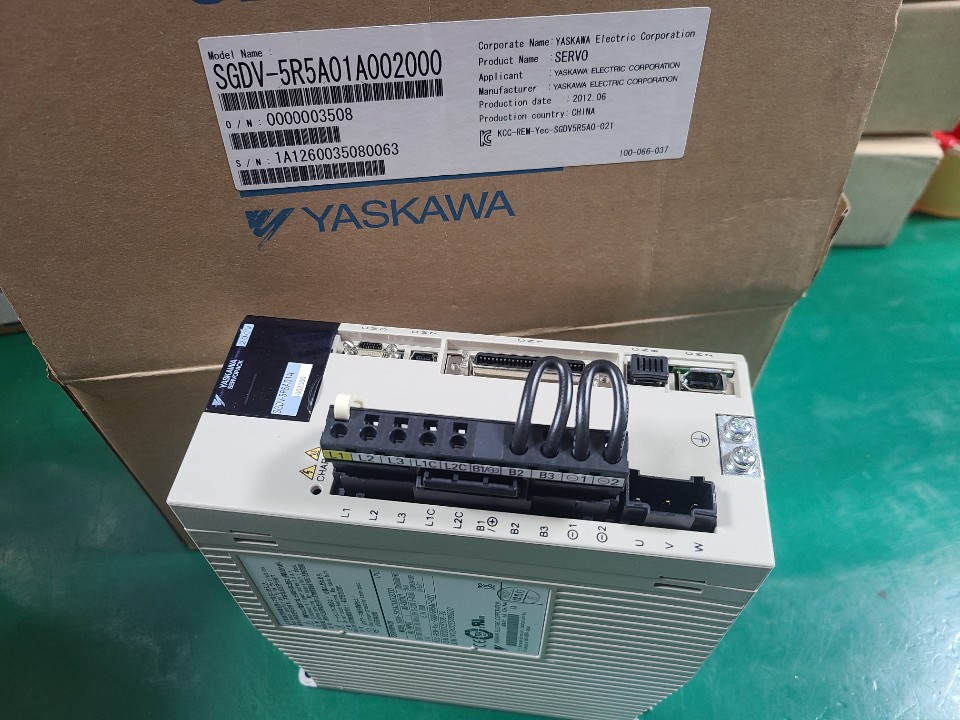 (A급-포장상태)YASKAWA SERVOPACK SGDV-5R5A01A002000(750W) 야스까와 서보팩