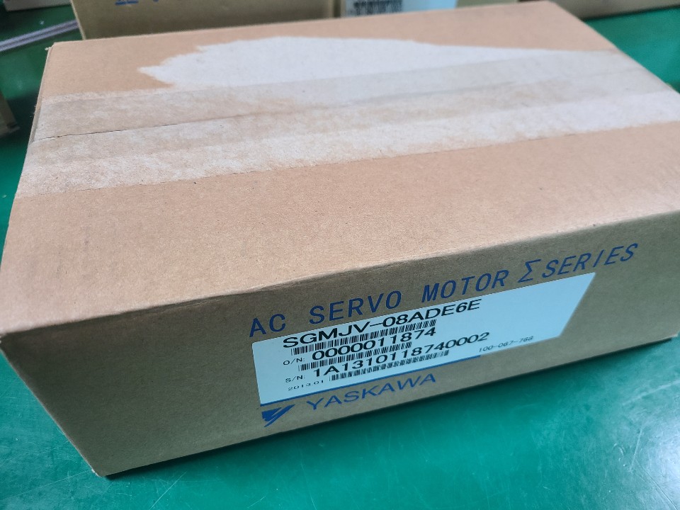 (A급-미사용품)YASKAWA SERVO MOTOR SGMJV-08ADE6E(750W) 야스까와 서보모타