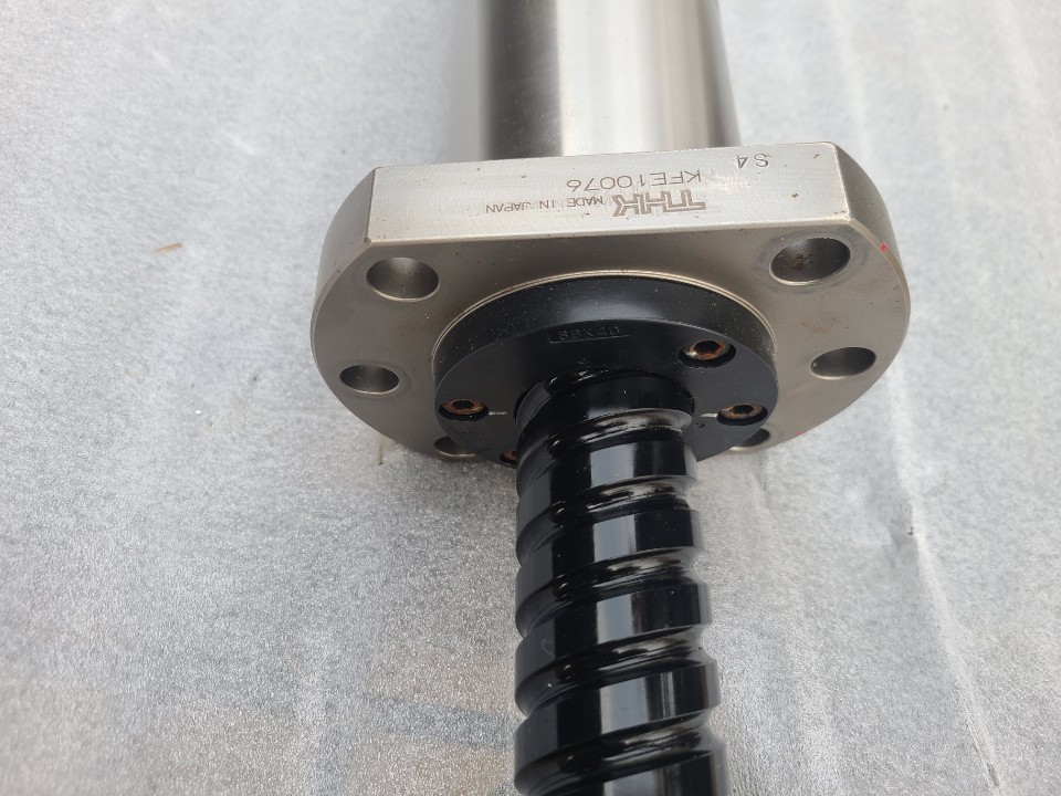 THK BALL SCREW KFE10076 (중고) THK 볼스큐류