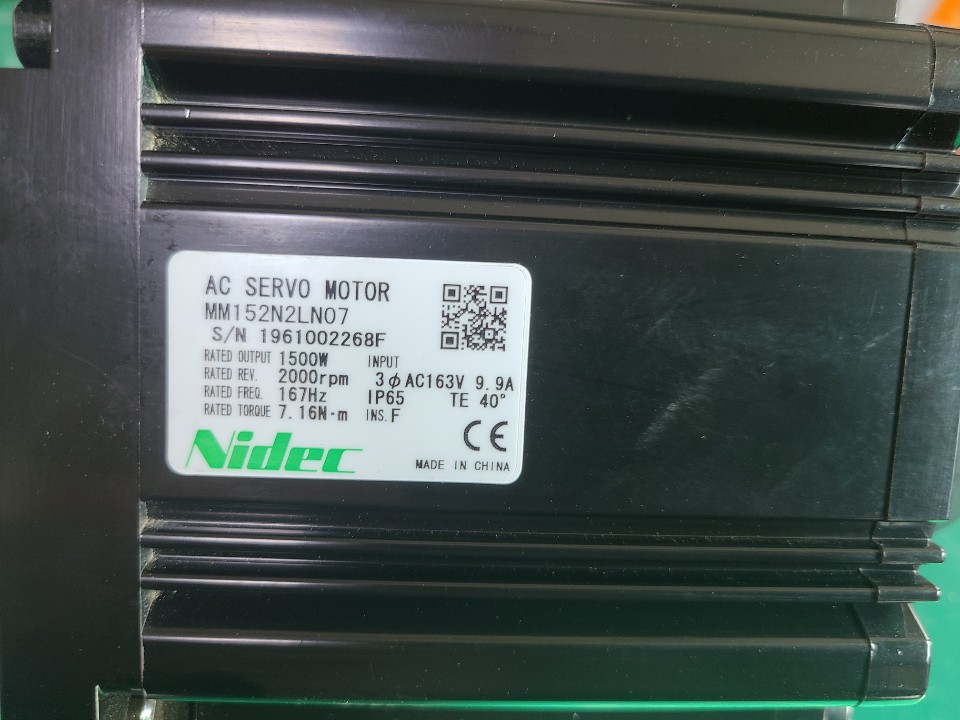 NIDEC AC SERVO MOTOR MM152N2LN07 (중고) 니덱 샨쿄 서보모타