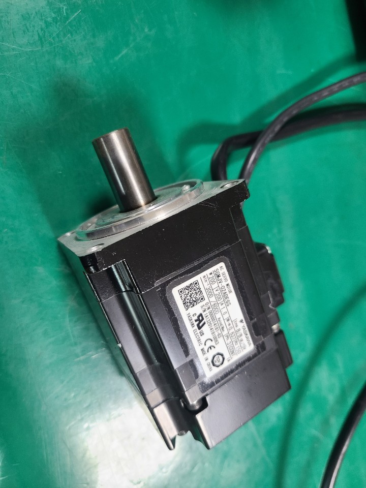 YASKAWA SERVO MOTOR SGMJV-02ADE6S (200W-중고) 야스까와 서보모타