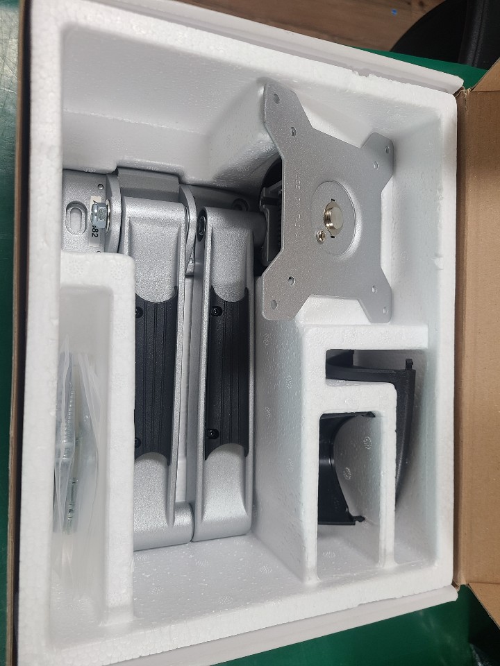(A급)CLAIRE  LCD MONITOR ARM AR210 클레어 모니터벽걸이용 암 거치대