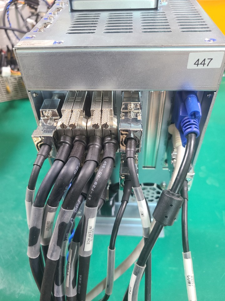 CYMECHS ROBOT CONTROLLER QUADRA 5C (QAC300-C2) (중고) 로보트 콘트롤러