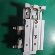 SMC SLIIDE TABLE CYLINDER MXS12-30A(T) (중고) 슬라이드 테이블 실린더