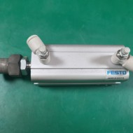 FESTO AIR CYLINDER KADVB-20-50-A-P-A  훼스토 실린더, 커플러 (중고)