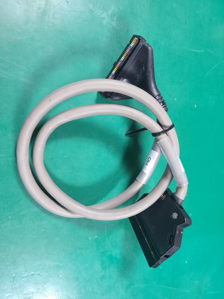 PLC I/O CABLE C40HH-075PH(중고-75cm) 피엘씨 통신 케이블