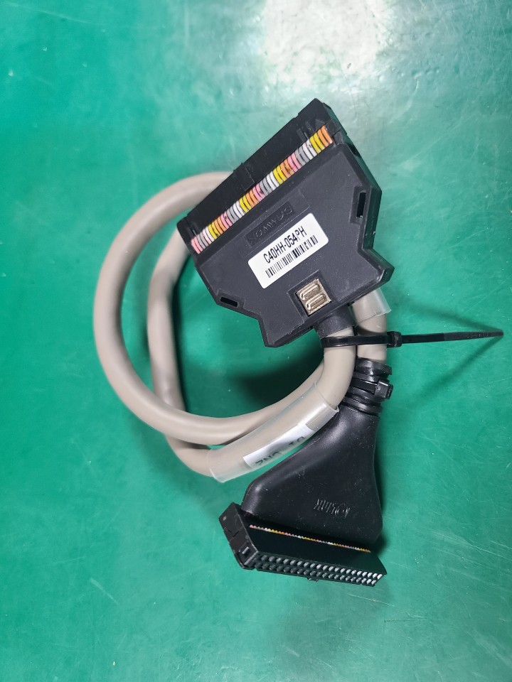 PLC I/O CABLE C40HH-054PH (중고 54cm) 피엘씨 인터페이스 케이블