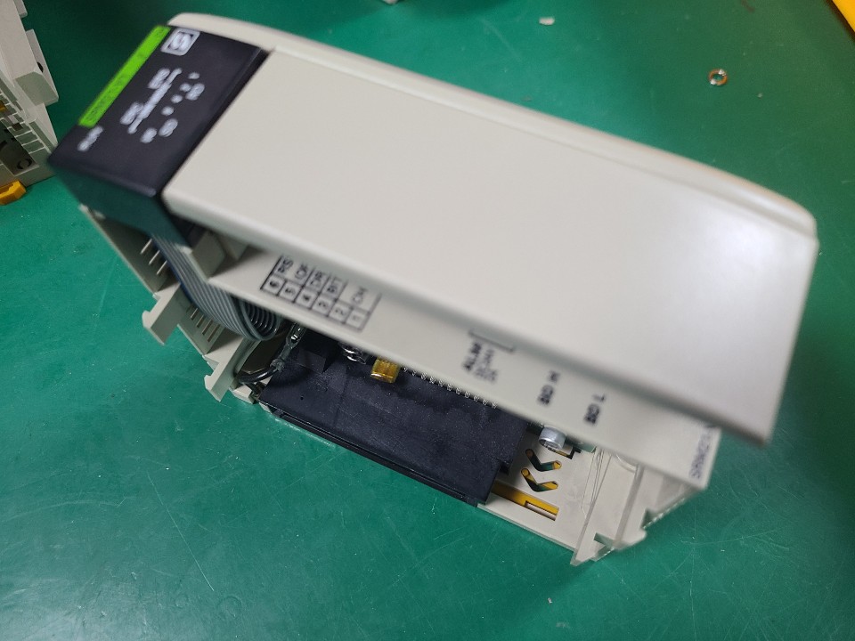 OMRON PLC COMPOBUS CQM1-SRM21-V1 (중고)