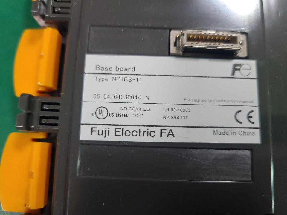 FUJI PLC BASE BOARD NP1BS-11 (중고) 후지 베이스보드