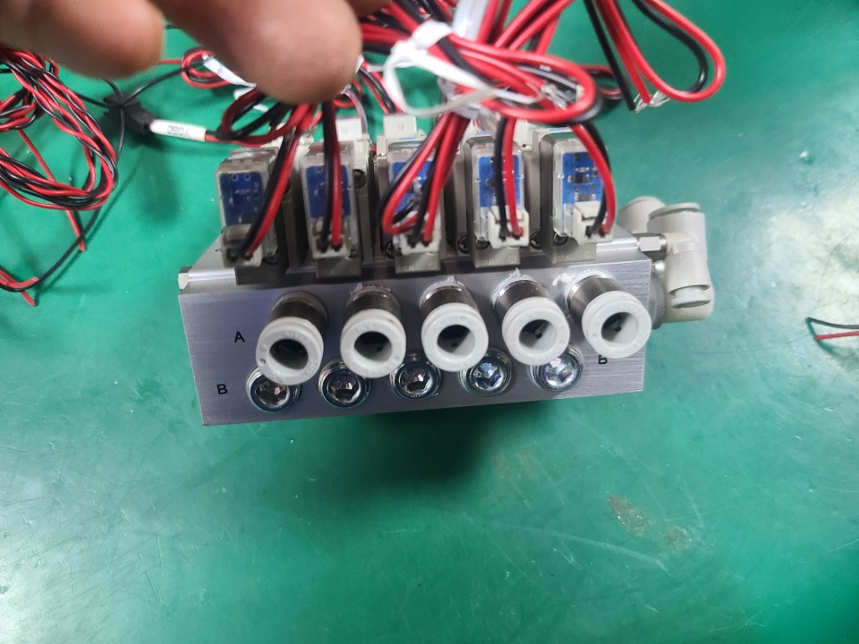 SMC SOLENOID VALVE SY5240R-5LZ(5EA-중고) 솔레노이드 밸브