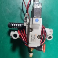 SMC SOLENOID VALVE SY514R-5LZ-01 (중고) 솔레노이드 밸브