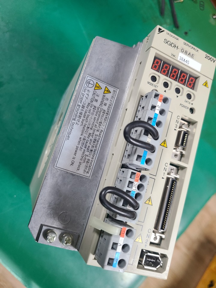 YASKAWA SERVOPACK SGDH-08AE (중고) 야스까와 서보팩
