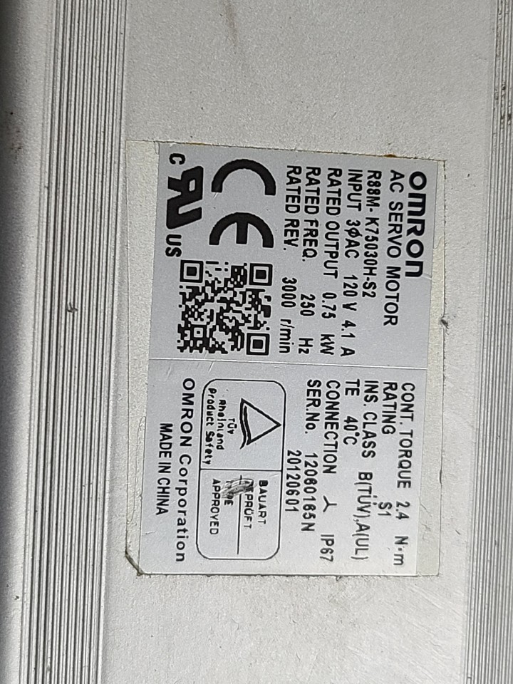 OMRON SERVO MOTOR R88M-K75030H-S2 (750W-중고) 옴론 서보모타