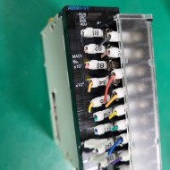 OMRON PLC A/D UNIT CJ1W-AD081-V1 (중고) 옴론 피엘씨