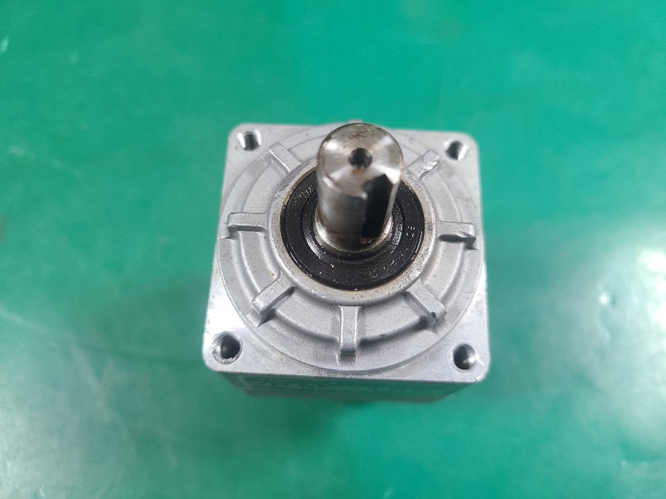 SHIMPO SERVO MOTOR REDUCER  VRAF-15B (15:1 중고)서보모타 감속기