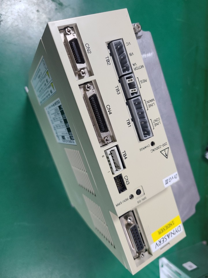 YOKOGAWA DD SERVO ACTUATOR UR1BG3-030N-1KC-2SA-N/CN (중고) 디디모타 서보드라이브