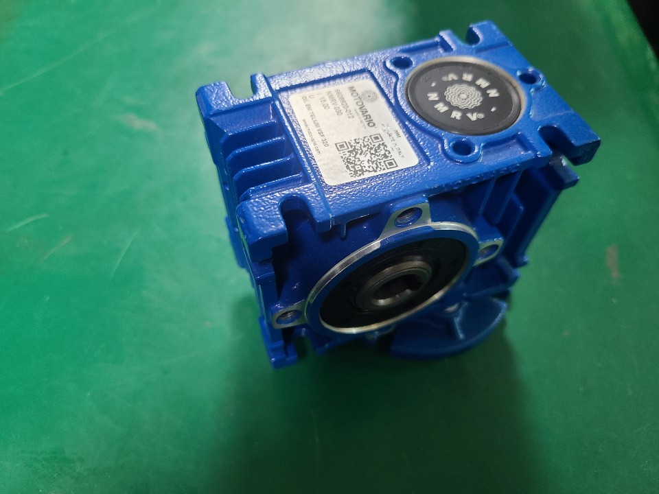 MOTOVARIO REDUCER NMRV030 6608820-012 VSF320 (중고) 웜기어 중공축 감속기