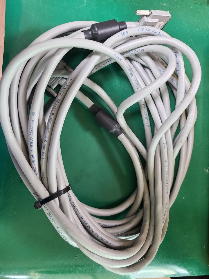 MITSUBISHI PLC 연결 CABLE QC100B (10M-미사용중고)