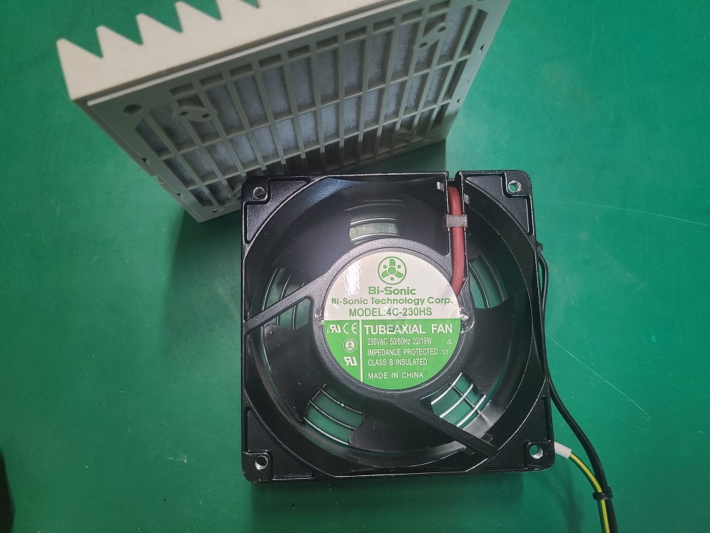 BI-SONIC TECH. FAN 4C-230HS 냉각 팬 (중고)