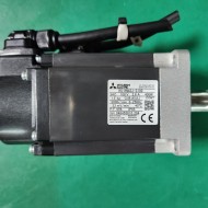 MITSUBISHI SERVO MOTOR HG-KN43J-S100 400W 미쓰비시 서보 모터 (중고)