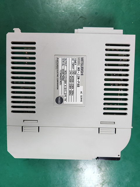 MITSUBISHI SERVO DRIVE MR-J2M-P8B (중고) 미쓰비씨 서보 드라이브