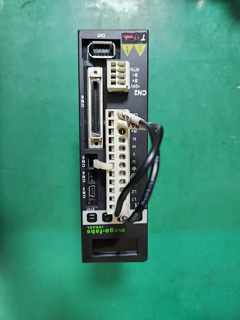 HIWIN MIKROSYSTEM MEGA-FABS SERVO DRIVE D2T-0123-S-A4 서보 드라이브 (중고)