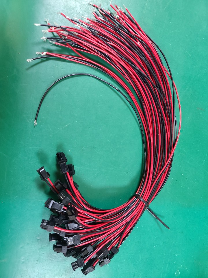 (미사용품) SMC SOLENOID VALVE LEAD CABLE SY100-30-4A (길이30CM 흑색 컨넥터) 솔밸브 리드 케이블