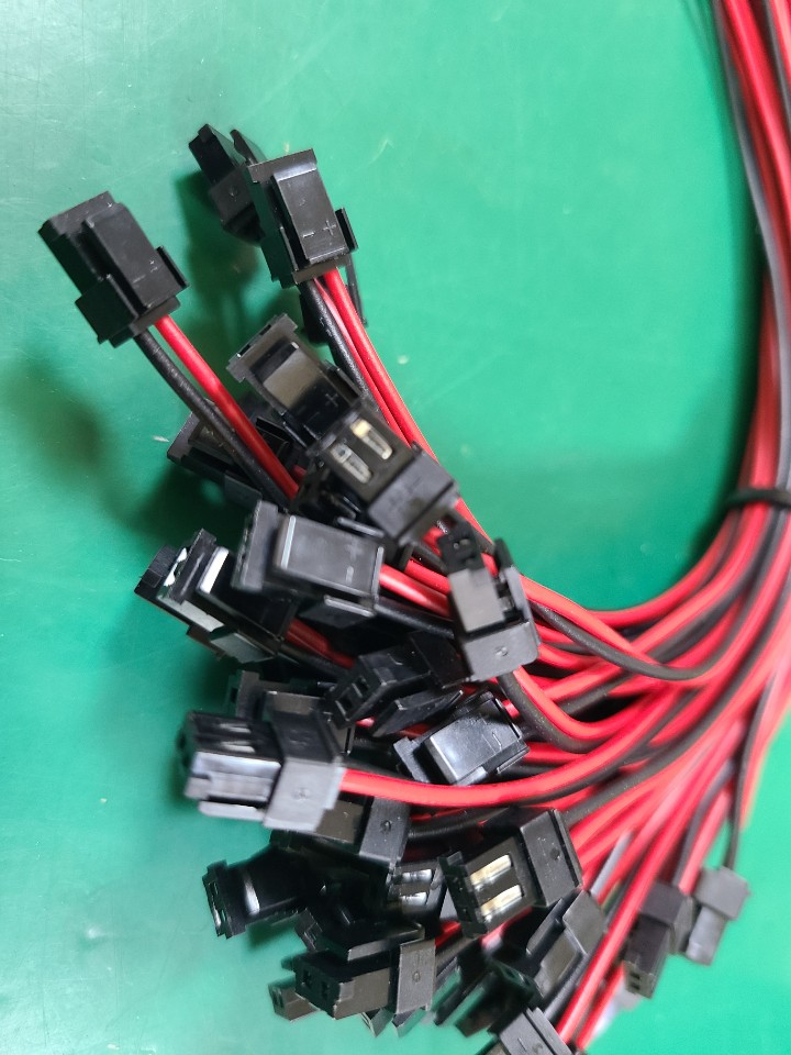 (미사용품) SMC SOLENOID VALVE LEAD CABLE SY100-30-4A (길이30CM 흑색 컨넥터) 솔밸브 리드 케이블