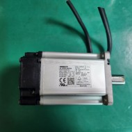 OMRON SERVO MOTOR R88M-K40030H-S2 (중고) 옴론 서보모타