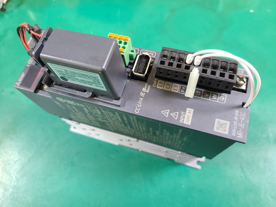 MITSUBISHI SERVO DRIVE MR-JE-40C (중고) 미쓰비씨 서보 드라이브