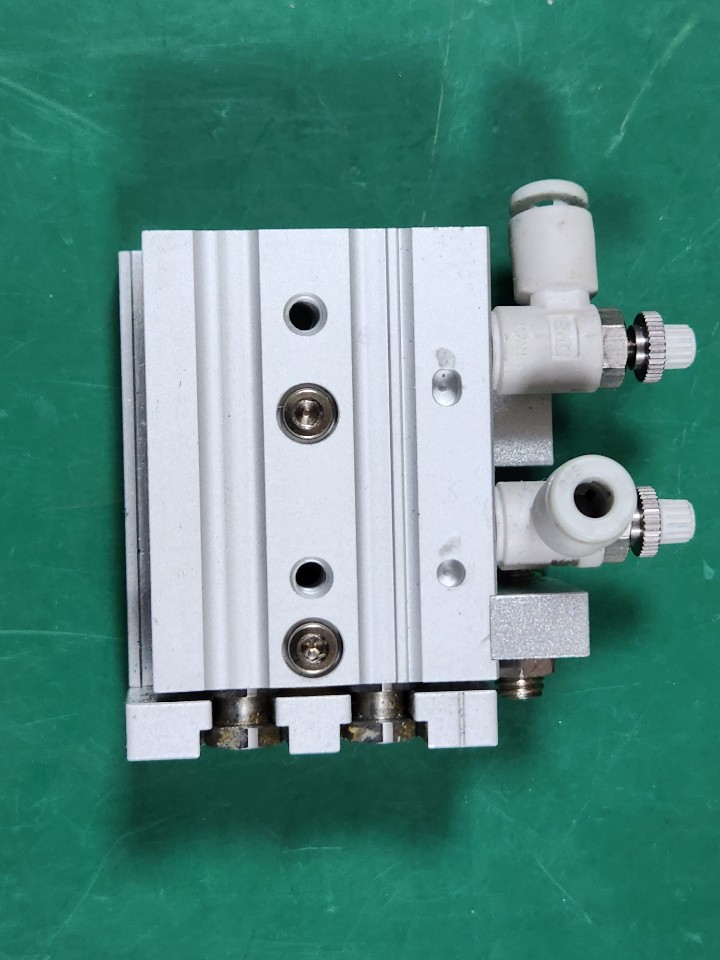 SMC SLIDE TABLE CYLINDER MXS8-10AS (중고) 슬라이드 테이블 실린더