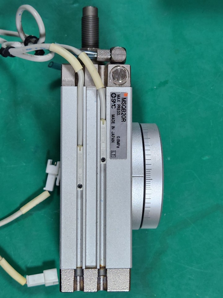 SMC ROTRY CYLINDER MSQB20R (중고) 로타리 실린더