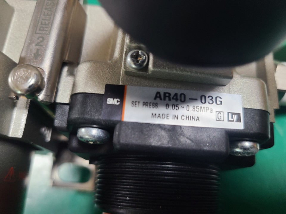 SMC AIR REGULATOR AF40-03+AR40-03G (중고) 에어 레귤레이터
