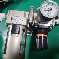 SMC AIR REGULATOR AF40-03+AR40-03G (중고) 에어 레귤레이터