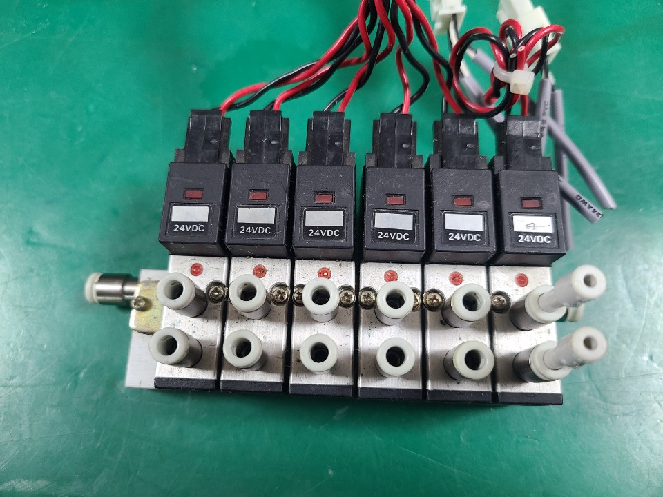 KOGANEI SOLENOIDE VALVE 030-4E1-PSL(6EA) (중고) 고까네 솔밸브