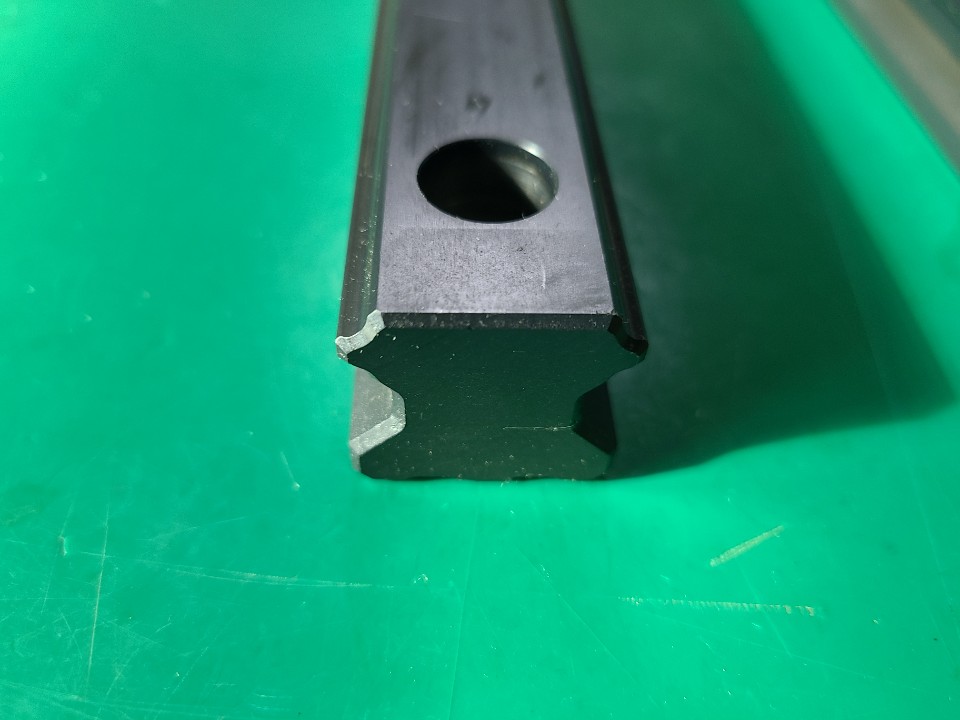 THK LM GUIDE RAIL HSR30-680L (중고) 엘엠 가이드 레일