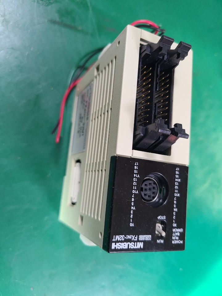 MITSUBISHI PLC FX2NC-32MT (중고) 미쓰비씨 피엘씨