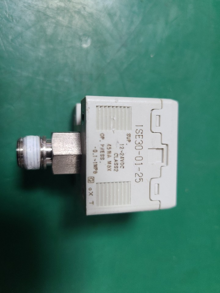 (A급) SMC PRESSURE SWITCH ISE30-01-25 압력 스위치