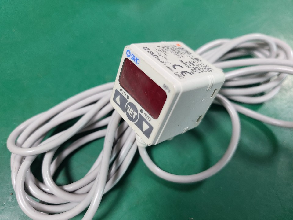 (A급-미사용품) SMC PRESSURE SWITCH ISE50-02-22L 압력센서