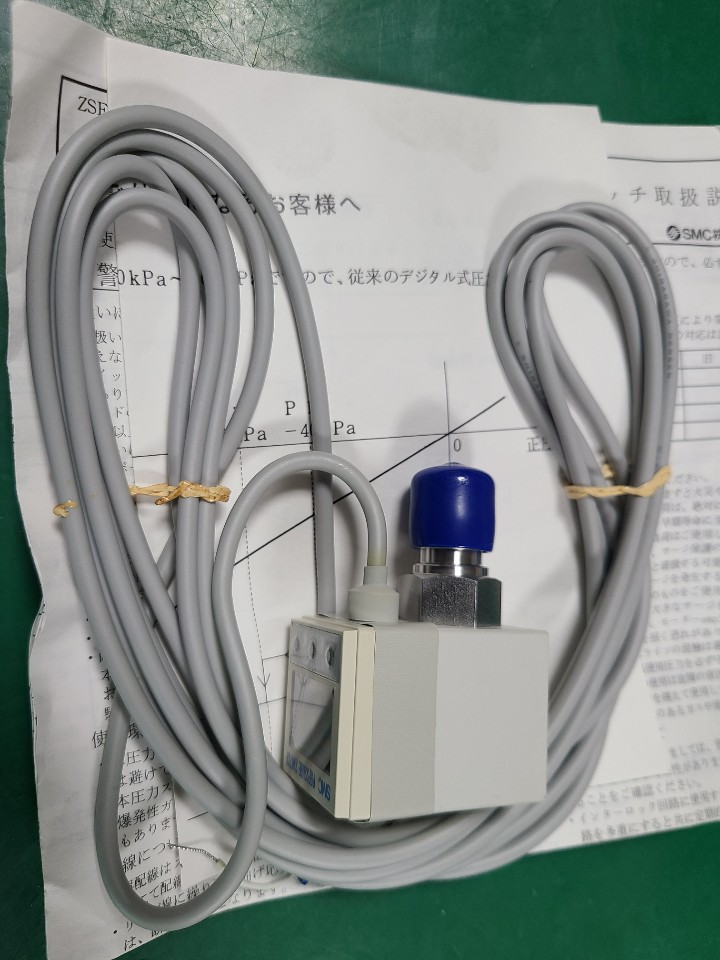 (A급-포장상태) SMC PRESSURE SWITCH ZSE6B-A2-67L