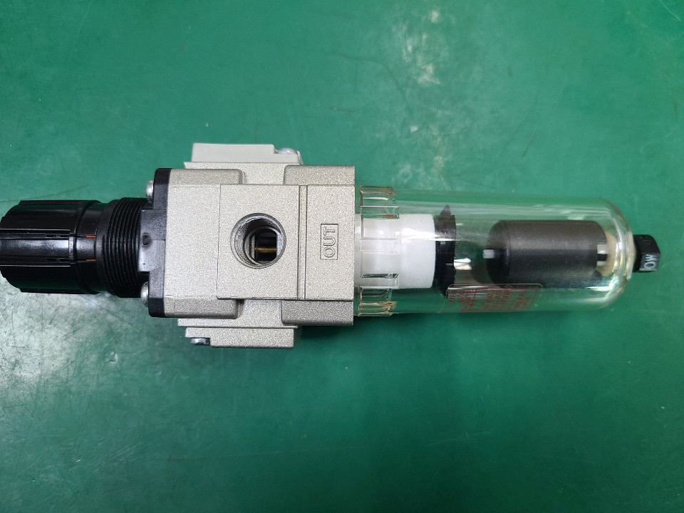 (A급-미사용품) SMC REGULATOR AW20-02BC 레귤레이터
