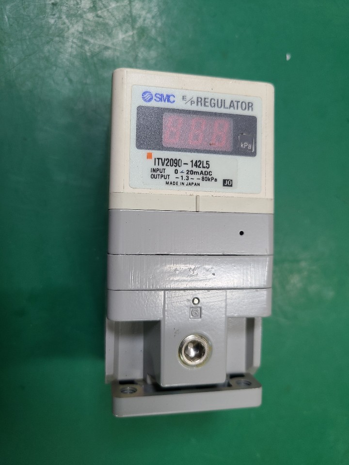 (미사용품) SMC REGULATOR IVT2090-142L5 전자식 진공 레귤레이터