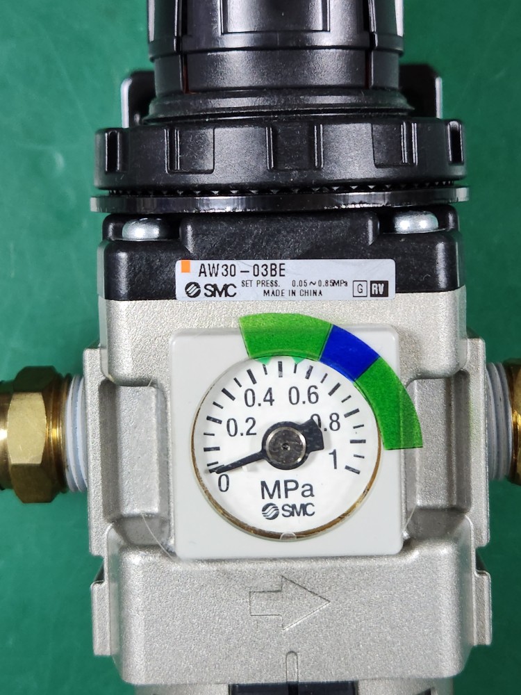 SMC REGULATOR AW30-03BE 레귤레이터 (중고)