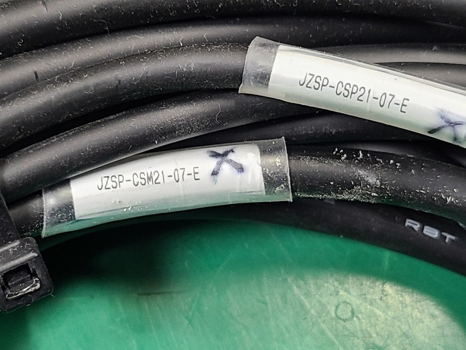 YASKAWA SERVO CABLE JZSP-CSP01-07 + JZSP-CSM01-07 (중고) 야스까와 서보 케이블