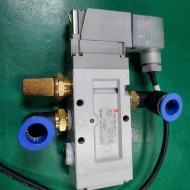 SMC SOLENOIDE VALVE VF5120K-5DZ1-03 (중고) 솔레노이드밸브