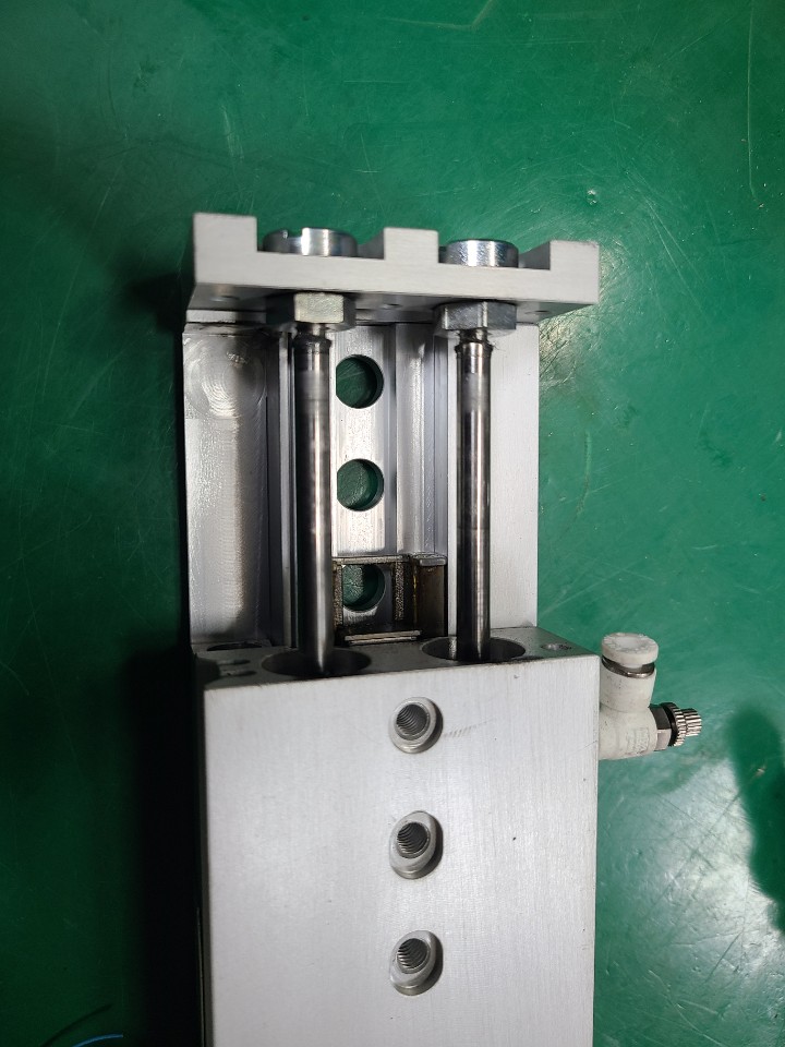 FESTO SLIDE TABLE CYLINDER SLT-16-150-P-A (중고) 훼스토 슬라이드 테이블 실린더