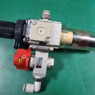 SMC REGULATOR AW20-02BC+VHS20-02 (중고) 에어 레귤레이터