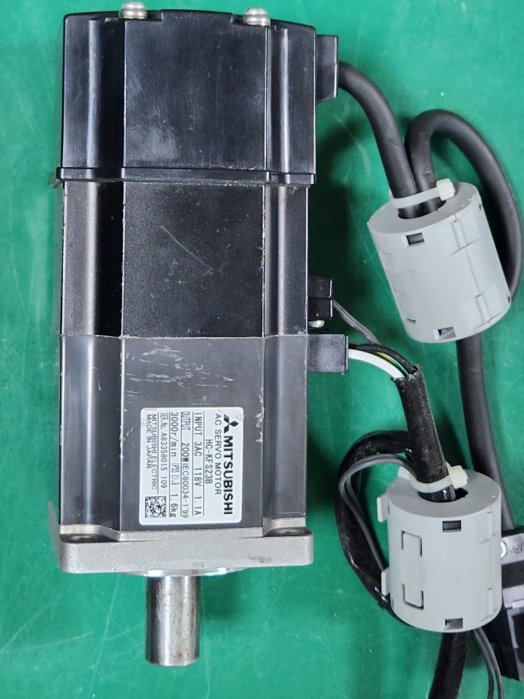 MITSUBISHI SERVO MOTOR HC-KFS23B 미츠비시 서보 모터 (중고)