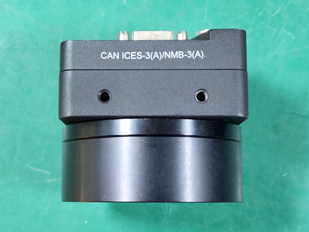 TELEDYNE E2V  UNiiQA+   LINE SCAN CAMERA EV71YC1MCL4005-BA3  라인 스캔 카메라 (중고)